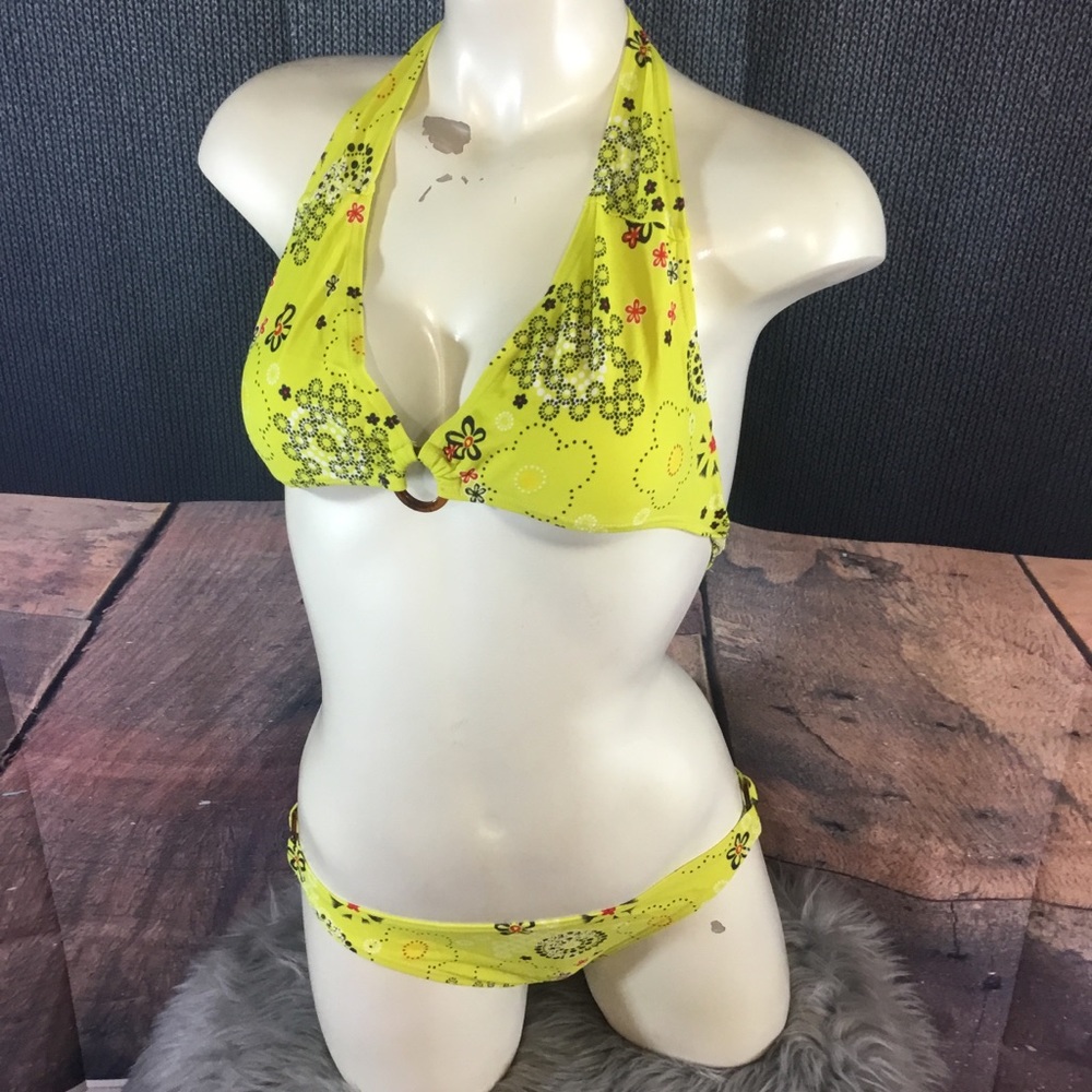 Green bikini halter flowers set